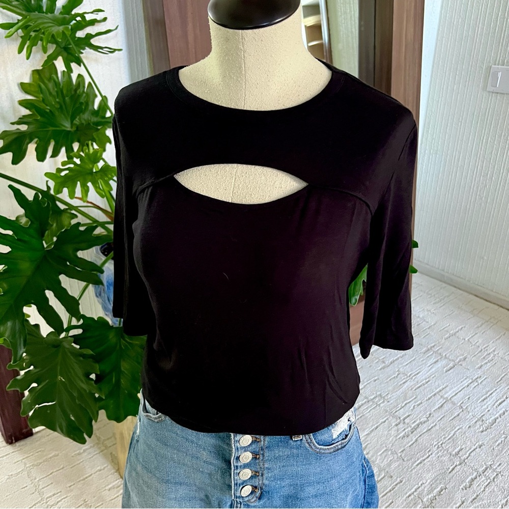 Halogen Women's peekaboo Front Elbow Sleeve Top Small